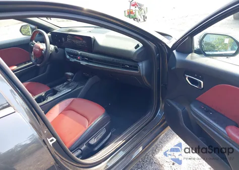 2025 Kia K4 Gt-Line z USA, uszkodzony, nr VIN 3KPFW4DEXSE047374